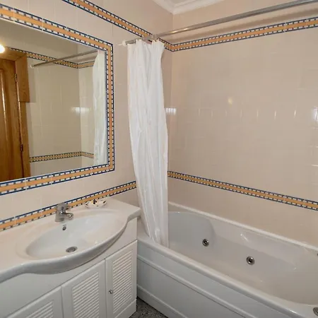 Orange - Ground Floor Sea View In Amazing Complex With 3 Pools São Martinho do Porto